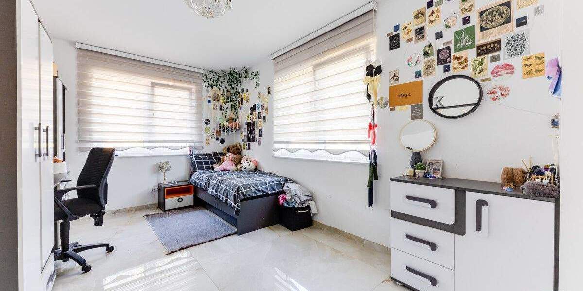 Einfamilienhaus Alsdorf Ost - 8 Zimmer, 235 m&sup2;, 849.000&euro; | Angebot:25772712