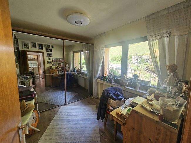 Einfamilienhaus Simmerath Hirschrott - 8 Zimmer, 255 m&sup2;, 490.000&euro; | Angebot:25702826