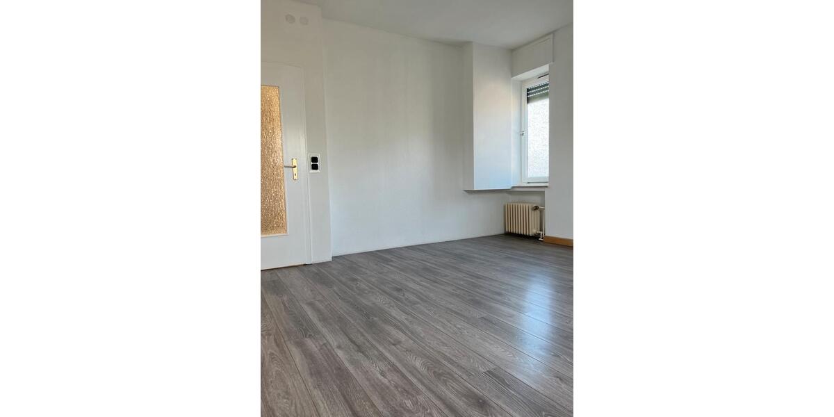 Dachgeschoßwohnung Herzogenrath - 3 Zimmer, 97 m&sup2;, 1.100&euro; | Angebot:26621379