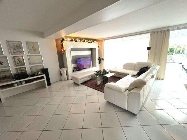Mehrfamilienhaus, Wohnhaus Düren Niederau - 9 Zimmer, 300 m&sup2;, 569.000&euro; | Angebot:25740609