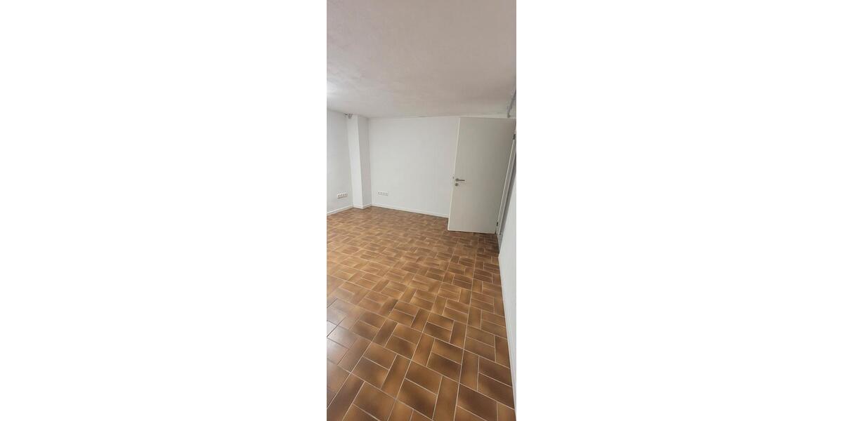 Etagenwohnung Hürth - 2 Zimmer, 53 m&sup2;, 755&euro; | Angebot:26021484