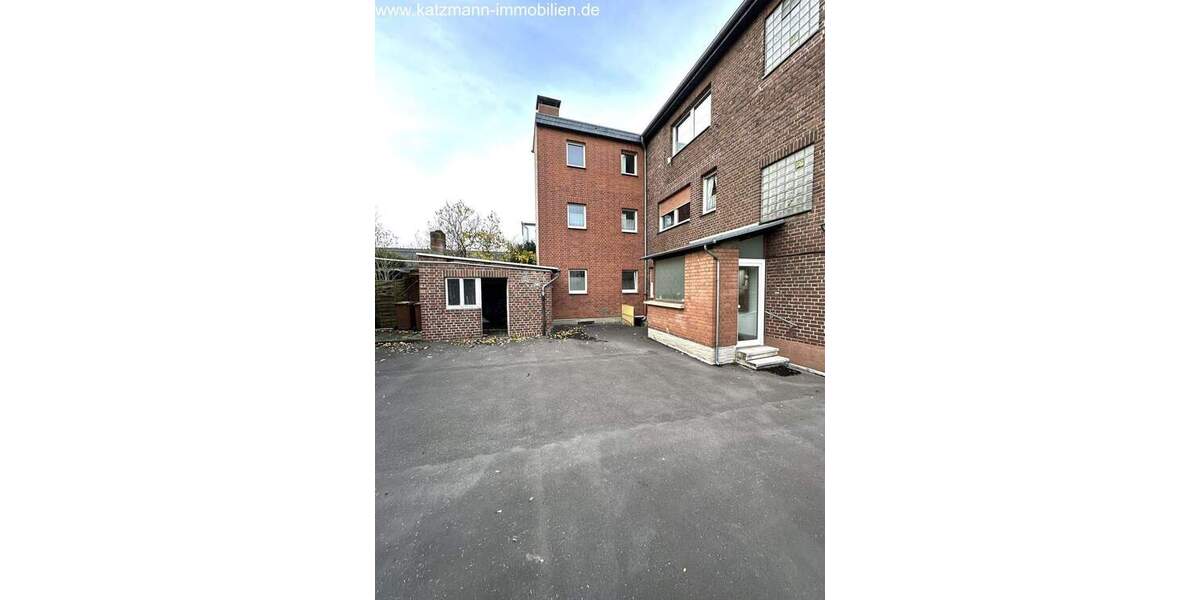 Mehrfamilienhaus, Wohnhaus Hürth Gleuel - 9 Zimmer, 218 m&sup2;, 435.000&euro; | Angebot:25802258