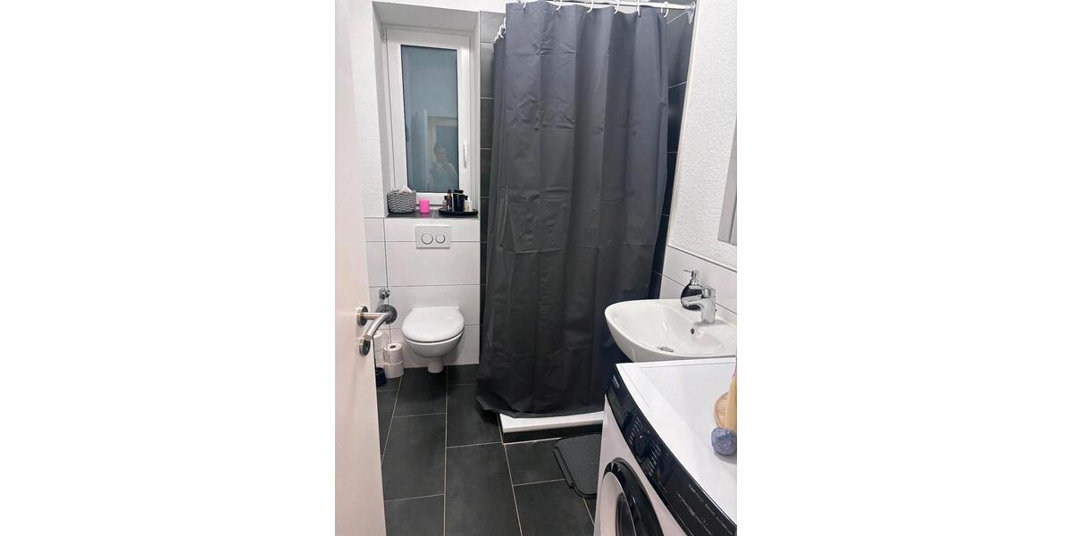 Dachgeschoßwohnung Düren - 3 Zimmer, 67 m&sup2;, 870&euro; | Angebot:25994261