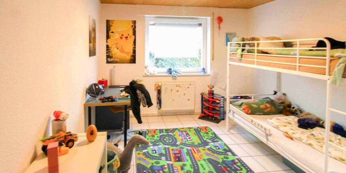 Mehrfamilienhaus, Wohnhaus Hürtgenwald Kleinhau - 8 Zimmer, 220 m&sup2;, 315.000&euro; | Angebot:25986018