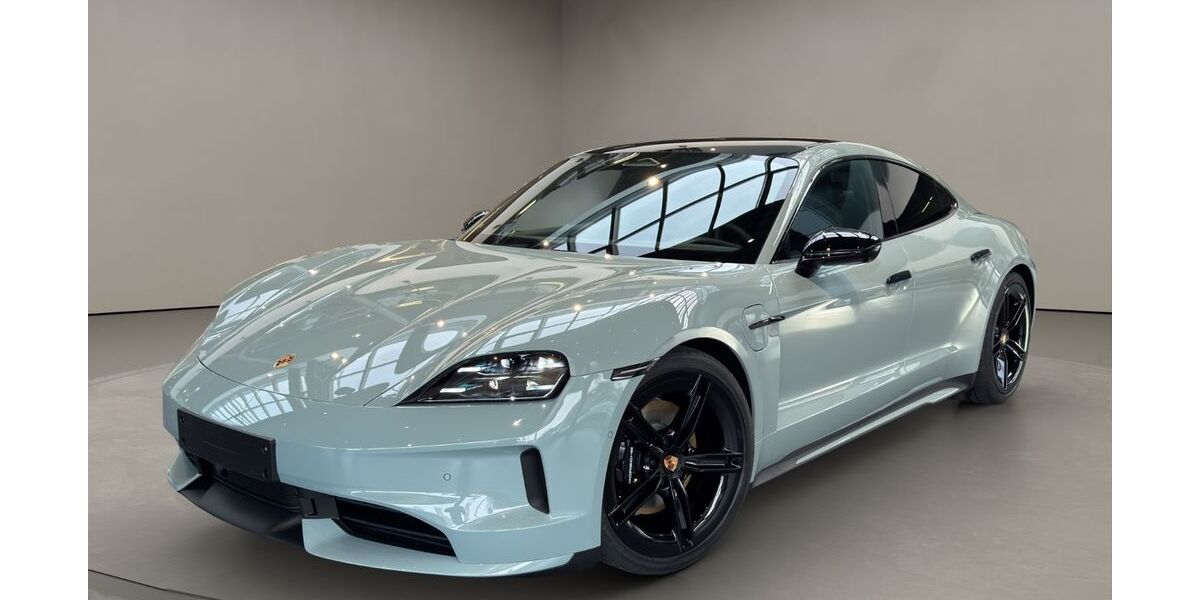 Porsche Taycan 8.000 km 121.500 &euro; Aachen 52068