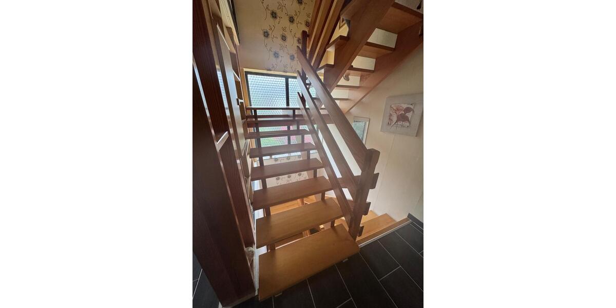 Etagenwohnung Kerpen - 4 Zimmer, 65 m&sup2;, 670&euro; | Angebot:26636728