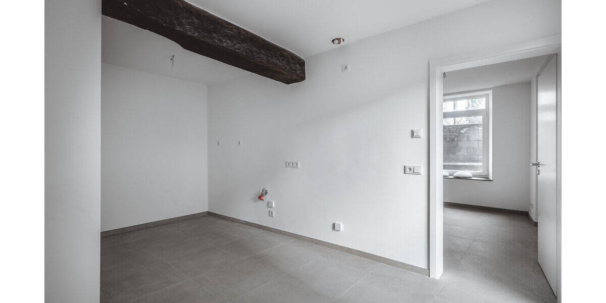 Reihenmittelhaus Stolberg - 9 Zimmer, 311 m&sup2;, 449.000&euro; | Angebot:26806794