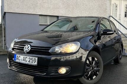 VW Golf 225.000 km 3.600 &euro; Aachen 52078