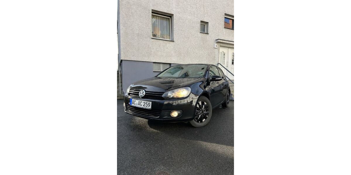 VW Golf 225.000 km 3.600 &euro; Aachen 52078