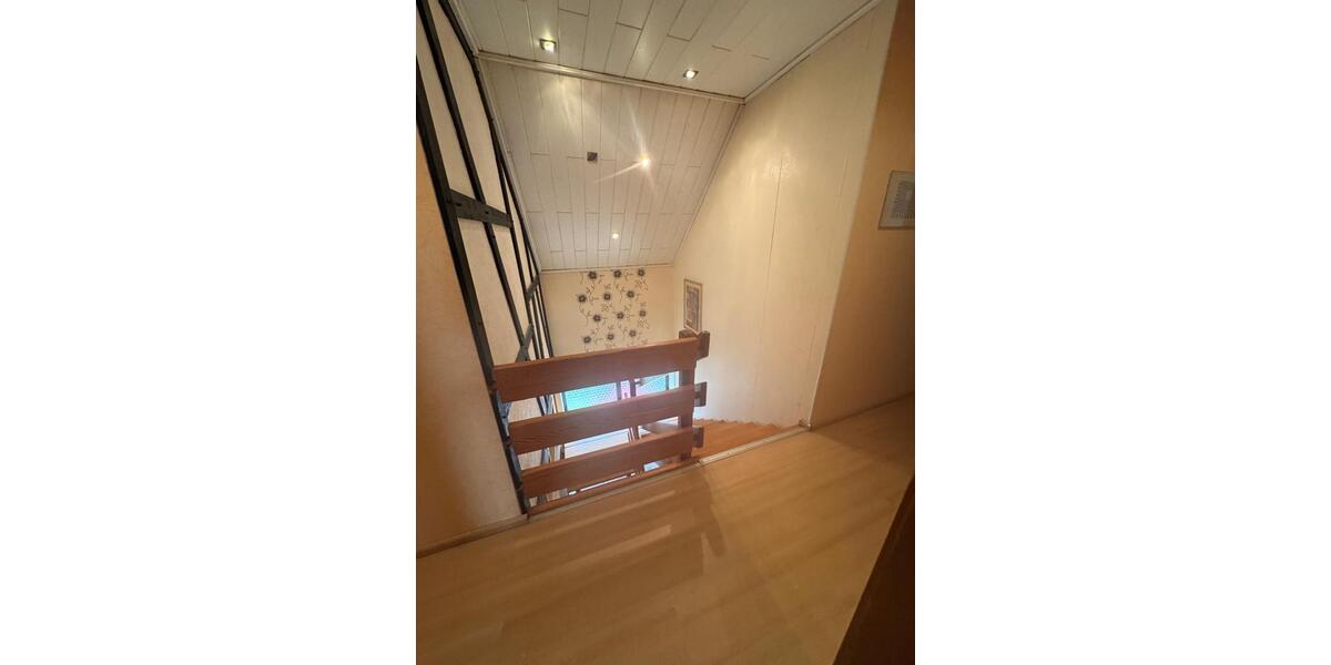 Etagenwohnung Kerpen - 4 Zimmer, 65 m&sup2;, 670&euro; | Angebot:26636728