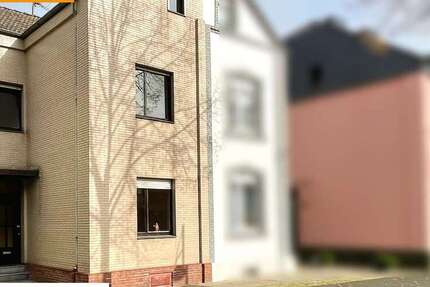 Haus Eschweiler - 6 Zimmer, 110 m&sup2;, 160.000&euro; | Angebot:22929150