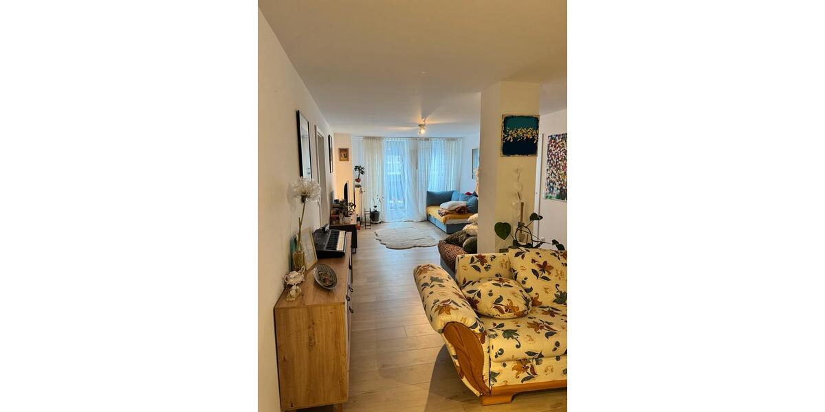 Etagenwohnung Euskirchen - 3 Zimmer, 101 m&sup2;, 1.340&euro; | Angebot:25230114