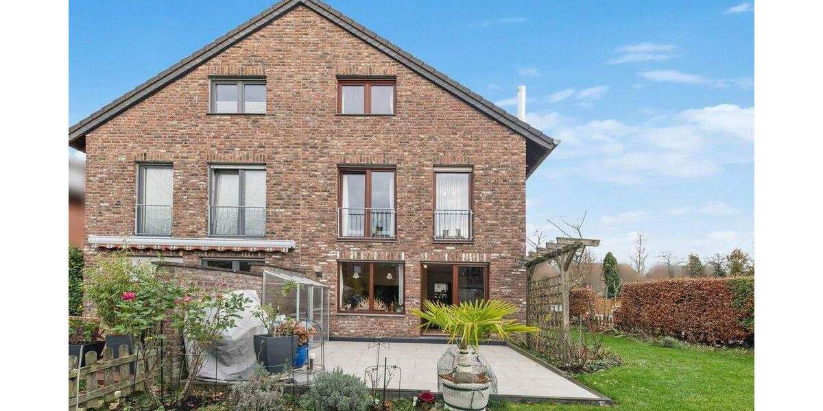 Doppelhaushälfte Aachen / Brand Brand - 5 Zimmer, 136 m&sup2;, 550.000&euro; | Angebot:25674561