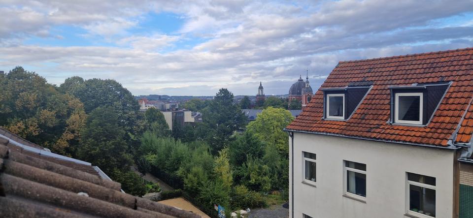 Dachgeschoßwohnung Aachen Aachen-Mitte - 2 Zimmer, 50 m&sup2;, 650&euro; | Angebot:26612558