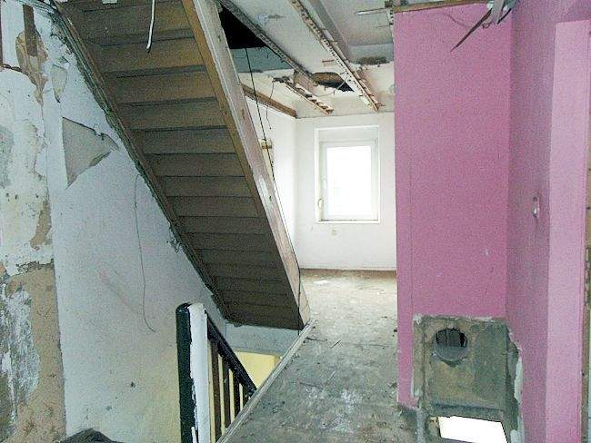 Mehrfamilienhaus, Wohnhaus Bergheim Oberaußem - 5 Zimmer, 160 m&sup2;, 189.000&euro; | Angebot:25666552