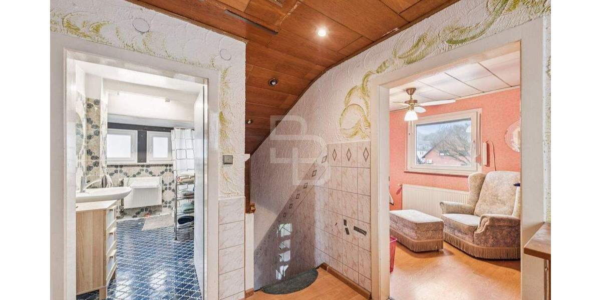 Einfamilienhaus Hürth Berrenrath - 4 Zimmer, 98 m&sup2;, 350.000&euro; | Angebot:25687116