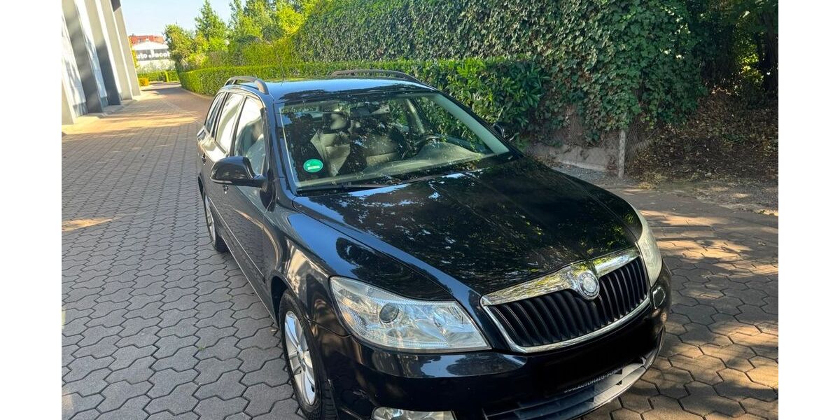 Skoda Octavia 240.000 km 2.999 &euro; Aachen 52068