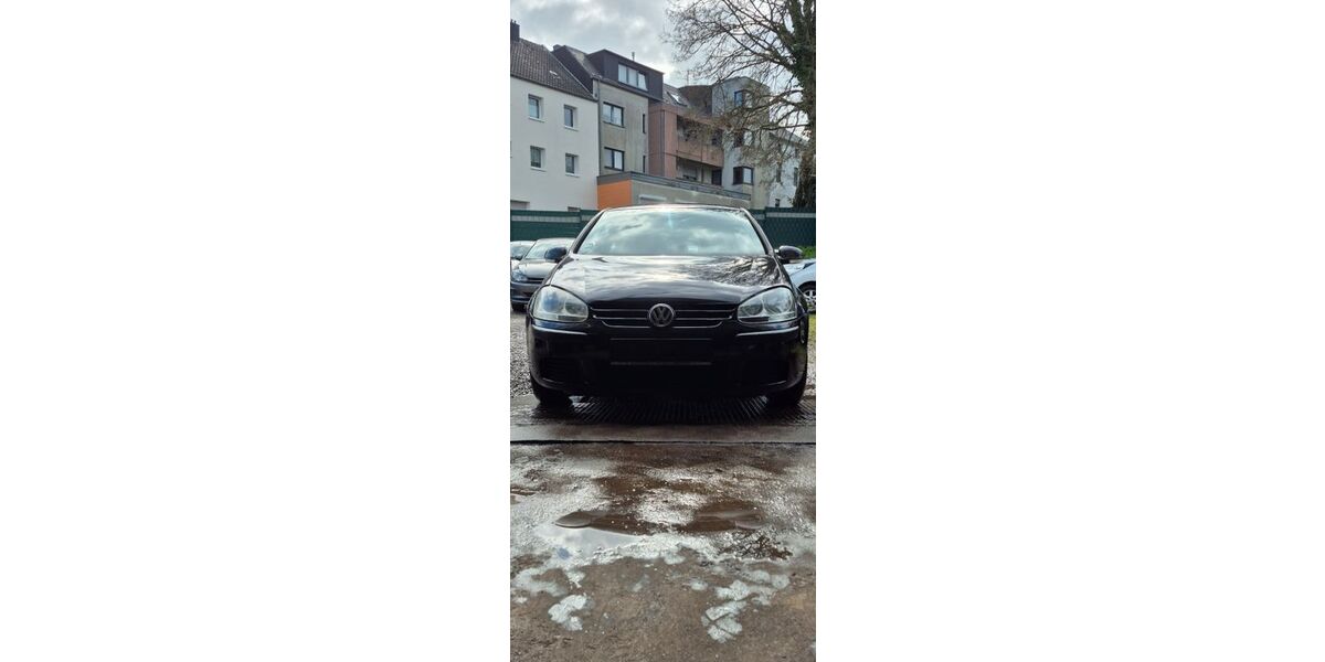 VW Golf 124.269 km 2.500 &euro; Stolberg 52222