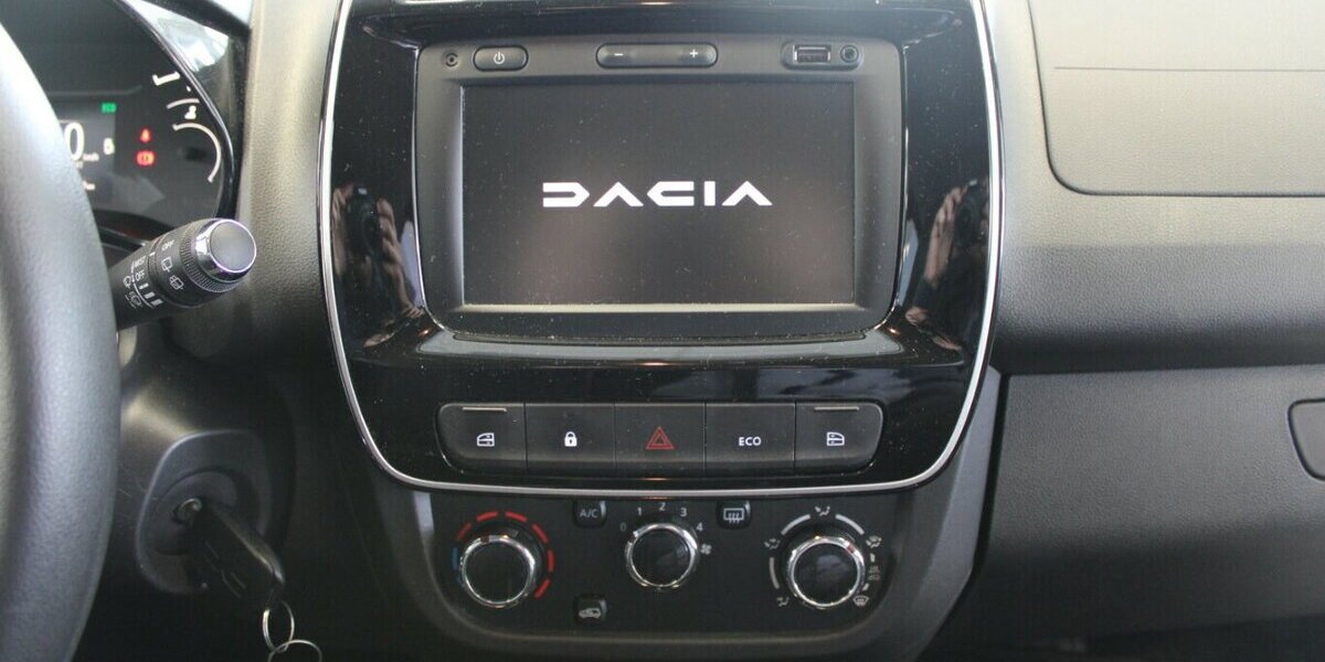 Dacia Spring ESSENTIAL 12.869 km 11.480 &euro; Euskirchen 53881