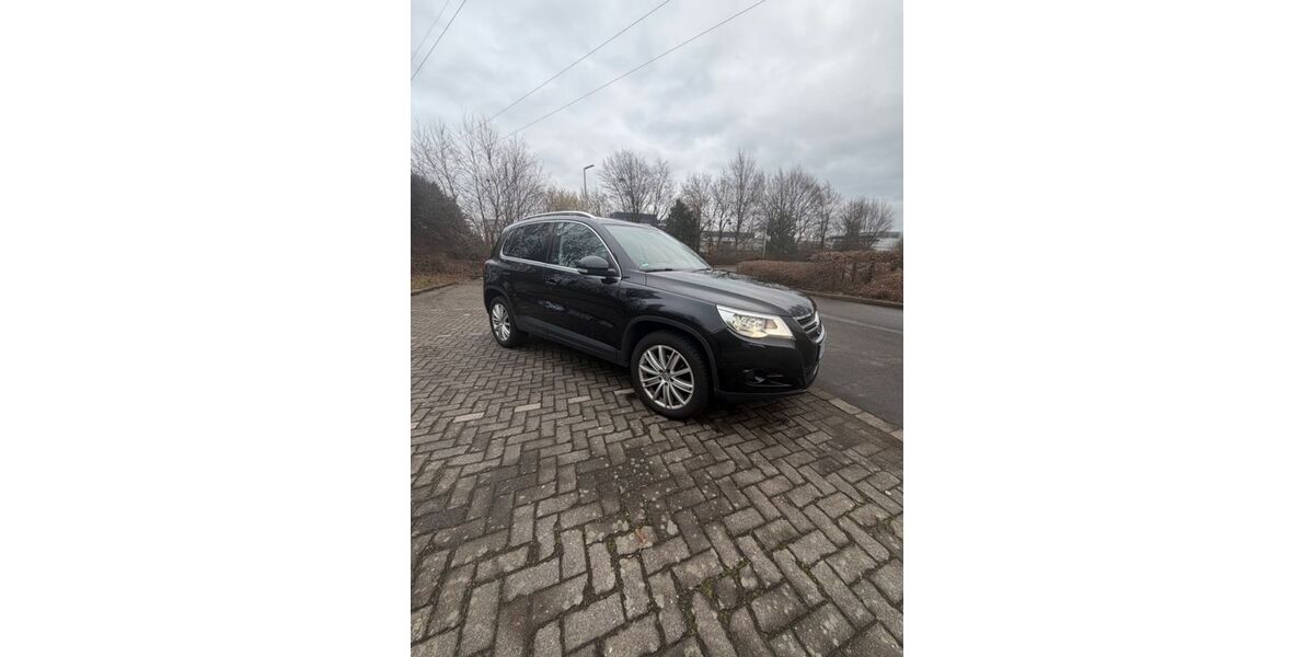 VW Tiguan 117.100 km 10.599 &euro; Baesweiler 52499