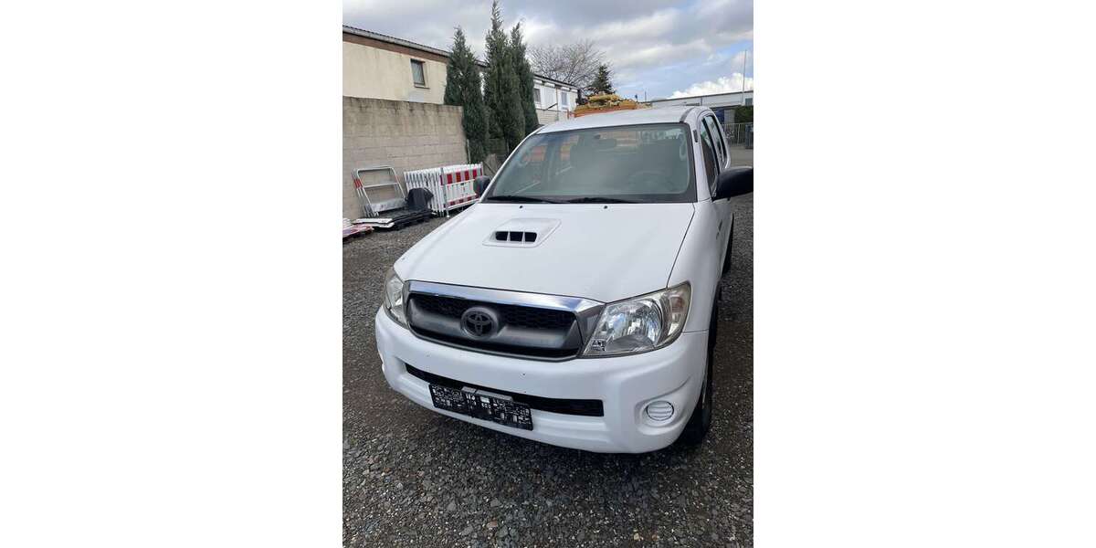 Toyota Hilux 77.000 km 12.400 &euro; Elsdorf 50189