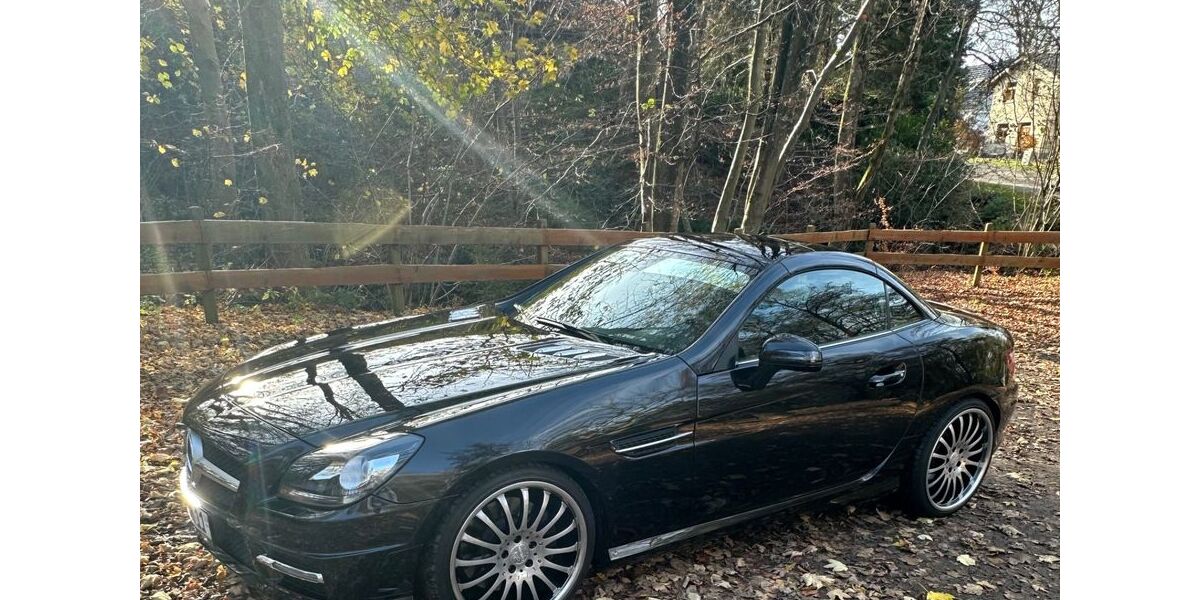 Mercedes-Benz SLK 200 102.000 km 17.900 &euro; Roetgen 52159