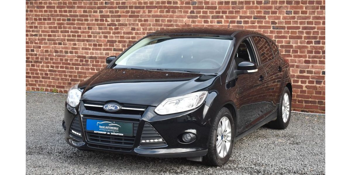Ford Focus 195.000 km 3.690 &euro; Düren 52351