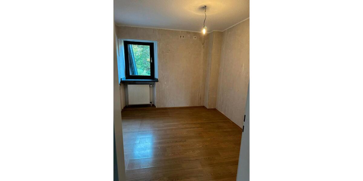 Etagenwohnung Aachen Aachen-Mitte - 3.5 Zimmer, 105 m&sup2;, 750&euro; | Angebot:25287110