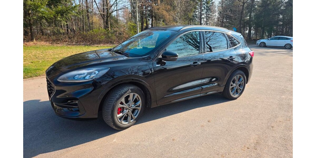 Ford Kuga 64.000 km 20.900 &euro; Simmerath 52152