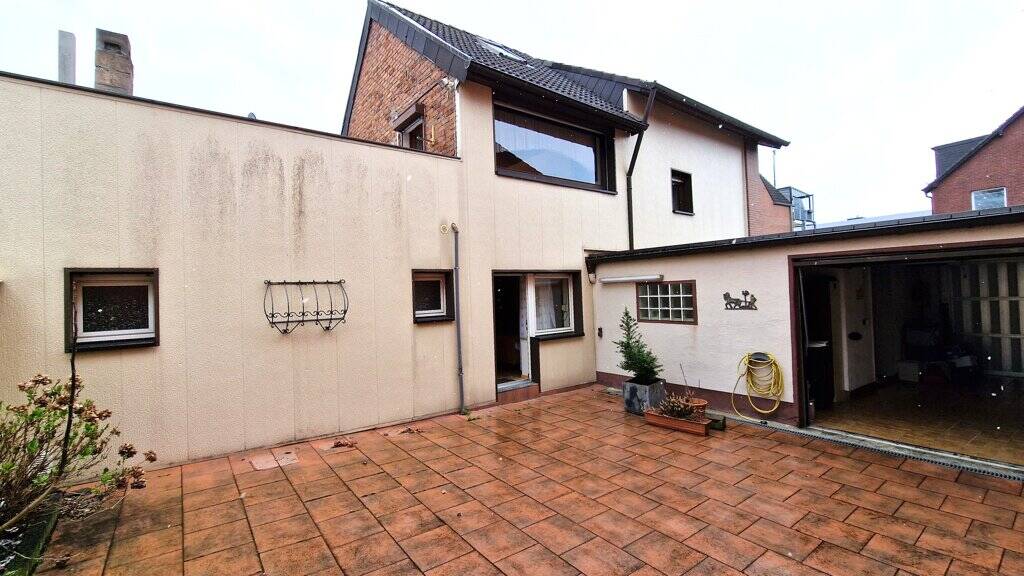 Mehrfamilienhaus, Wohnhaus Aachen Oberforstbach - 5 Zimmer, 106 m&sup2;, 235.000&euro; | Angebot:26192185