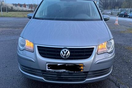 VW Touran 154.000 km 8.000 &euro; Elsdorf 50189