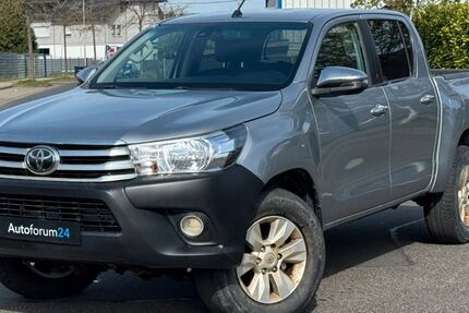 Toyota Hilux 92.000 km 27.899 &euro; Jülich 52428