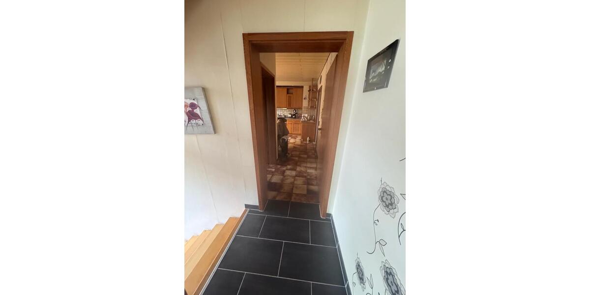 Etagenwohnung Kerpen - 4 Zimmer, 65 m&sup2;, 670&euro; | Angebot:26636728
