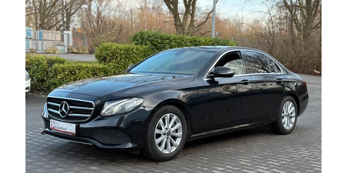 Mercedes-Benz E 200 61.010 km 27.990 &euro; Alsdorf 52477