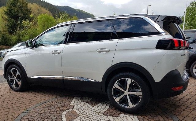 Peugeot 5008 130.000 km 14.300 &euro; Aachen 52072