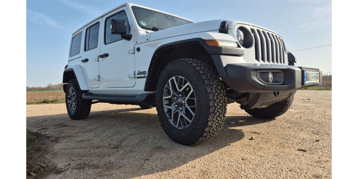Jeep Wrangler 80.000 km 45.700 &euro; Zülpich 53909