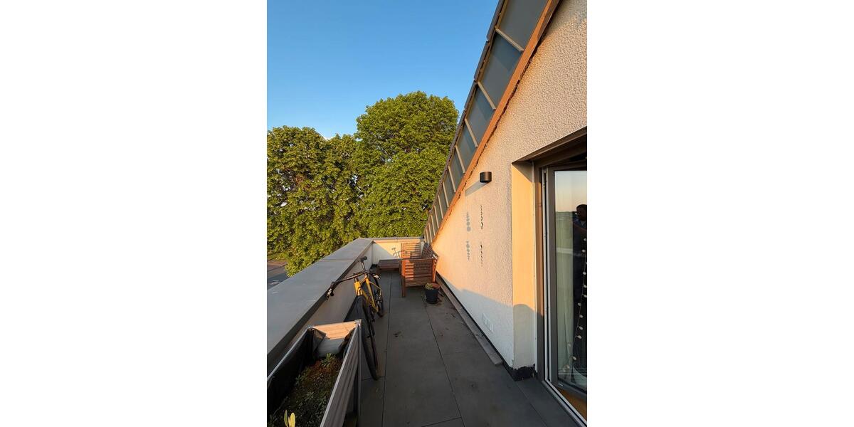 Dachgeschoßwohnung Bedburg - 5 Zimmer, 125 m&sup2;, 2.000&euro; | Angebot:26506474