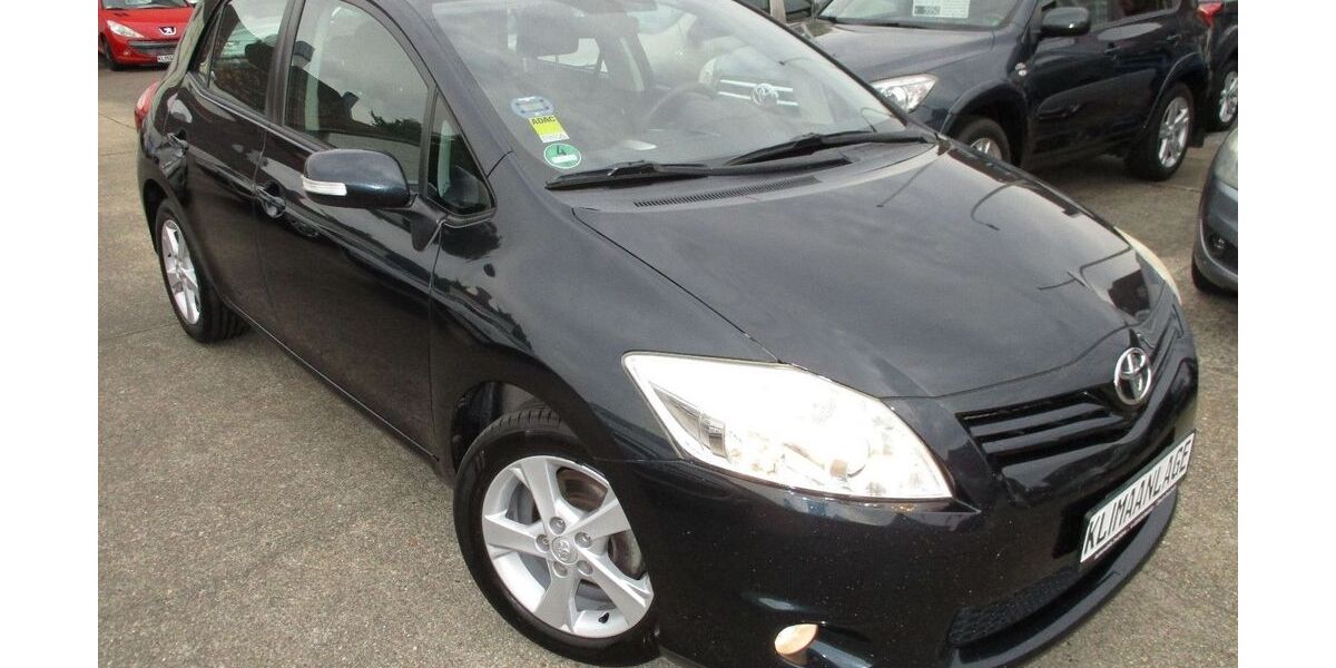 Toyota Auris 234.000 km 4.900 &euro; Übach-Palenberg 52531