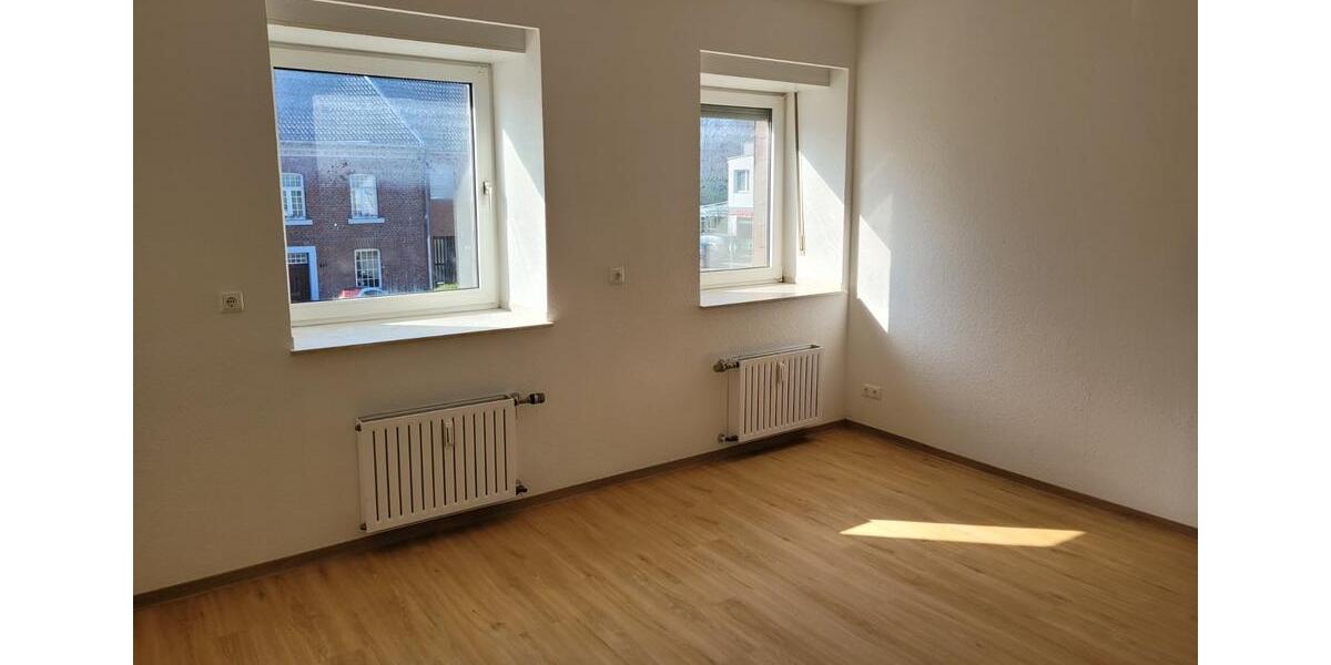 Dachgeschoßwohnung Aachen Aachen-Mitte - 2 Zimmer, 80 m&sup2;, 880&euro; | Angebot:25269455