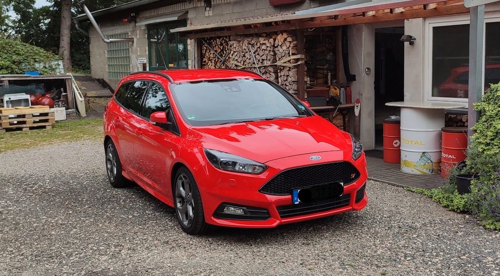 Ford Focus 154.663 km 11.490 &euro; Stolberg (Rheinland) 52222