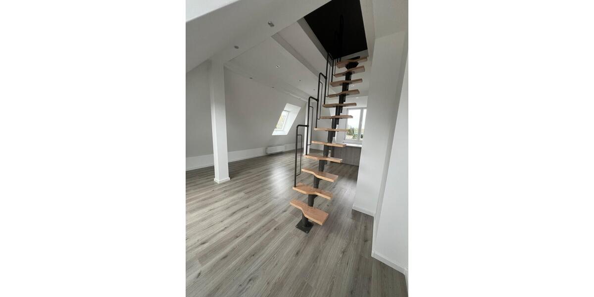 Dachgeschoßwohnung Jülich - 2 Zimmer, 63 m&sup2;, 1.080&euro; | Angebot:25407434