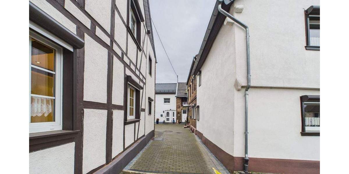 Einfamilienhaus Weilerswist Lommersum - 1 Zimmer, 276 m&sup2;, 337.000&euro; | Angebot:25681330