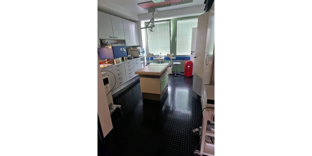 Gewerbeobjekt Aachen Aachen-Mitte - 8 Zimmer, 223 m&sup2;, 2.670&euro; | Angebot:25742221