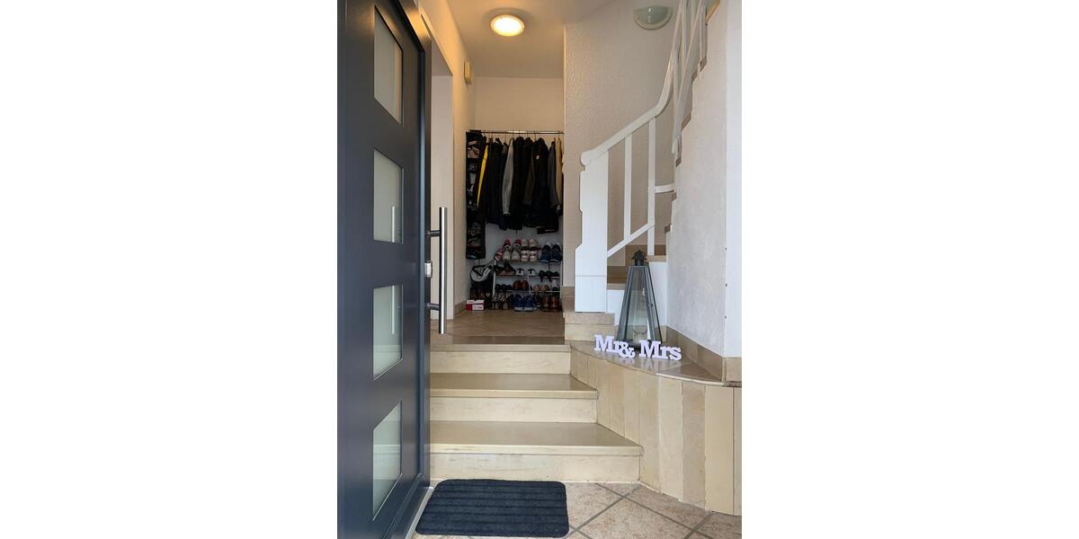 Reihenhaus Euskirchen - 4 Zimmer, 95 m&sup2;, 1.150&euro; | Angebot:25167068