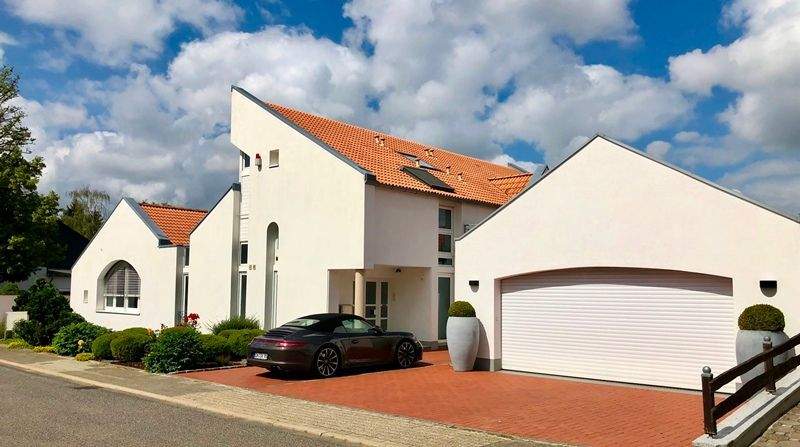 Einfamilienhaus Düren Berzbuir - 9 Zimmer, 450 m&sup2;, 1.390.000&euro; | Angebot:25802723