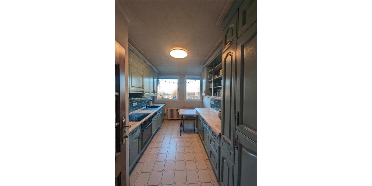Dachgeschoßwohnung Aachen Eilendorf - 4 Zimmer, 110 m&sup2;, 900&euro; | Angebot:26639552