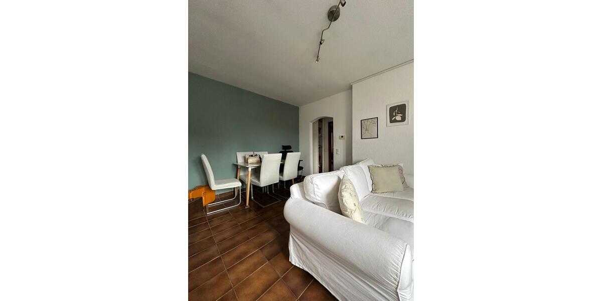 Etagenwohnung Aachen Aachen-Mitte - 1 Zimmer, 70 m&sup2;, 1.250&euro; | Angebot:25941048