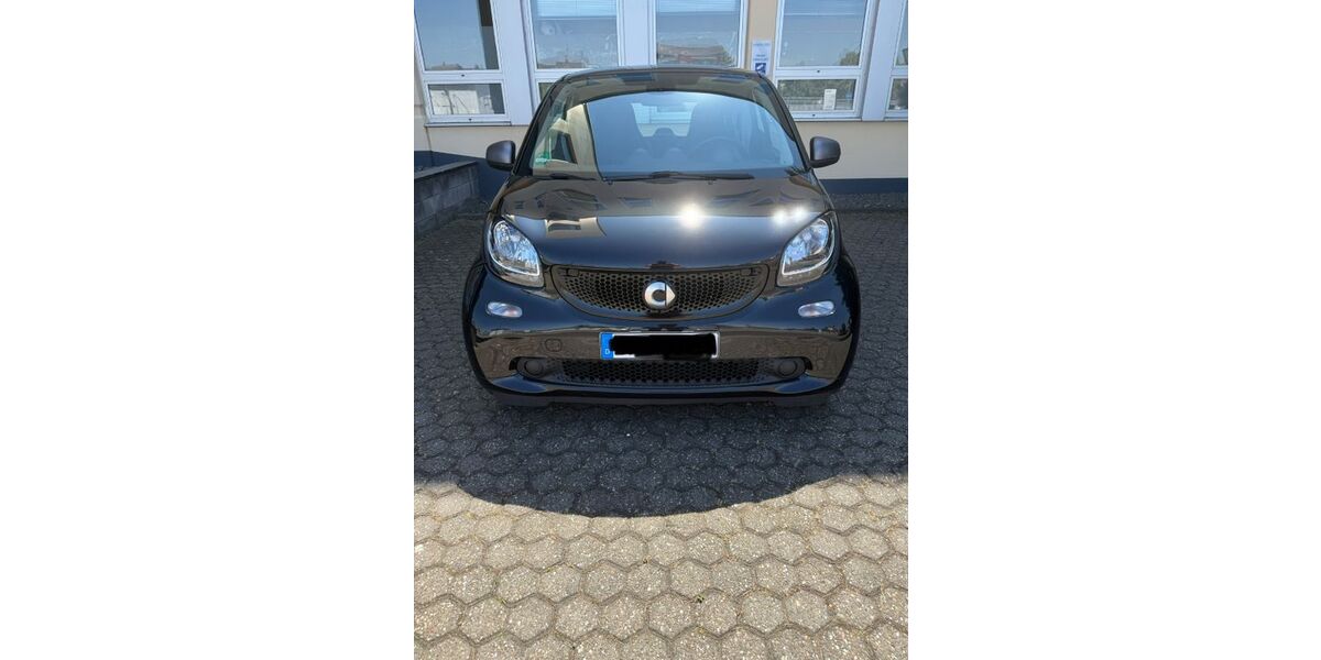 Smart ForTwo 127.189 km 11.000 &euro; Düren 52349