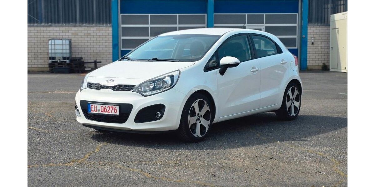 Kia Rio 38.000 km 6.600 &euro; Euskirchen 53879