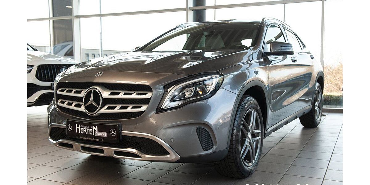 Mercedes-Benz GLA 200 58.394 km 22.800 &euro; Mechernich 53894